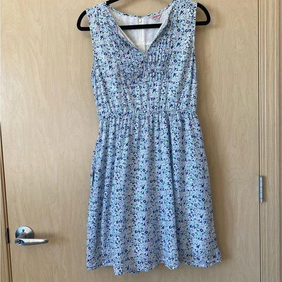 Cath Kidston | Dresses | Cath Kidston Floral Aline Vneck Sleeveless Casual  Dress | Poshmark